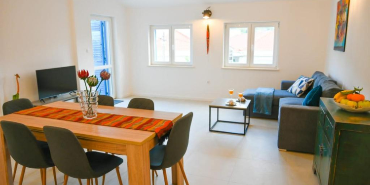 Apartment Leo